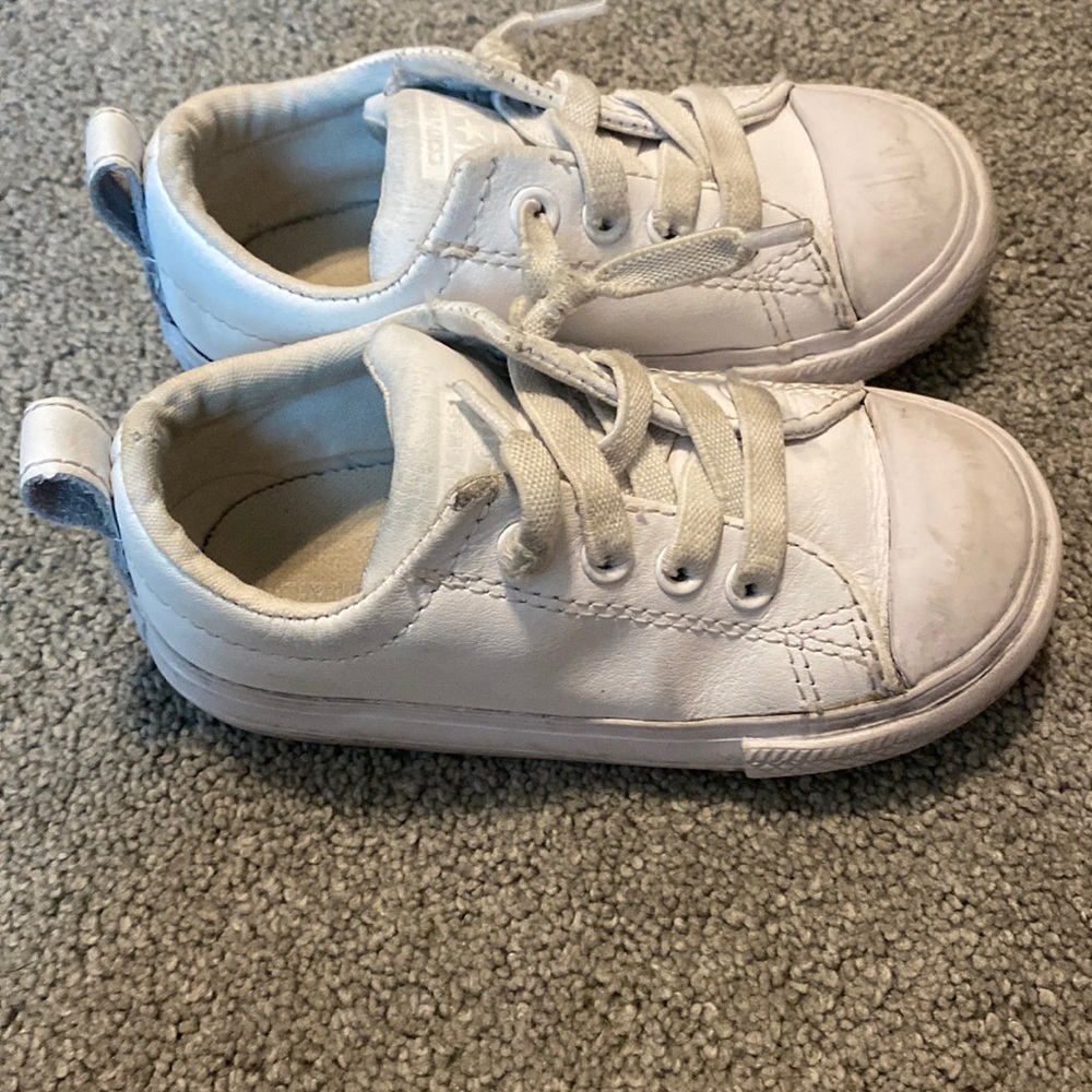 Kids converse